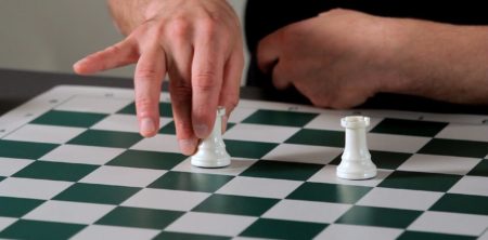 Finales de tours: étude de Saavedra